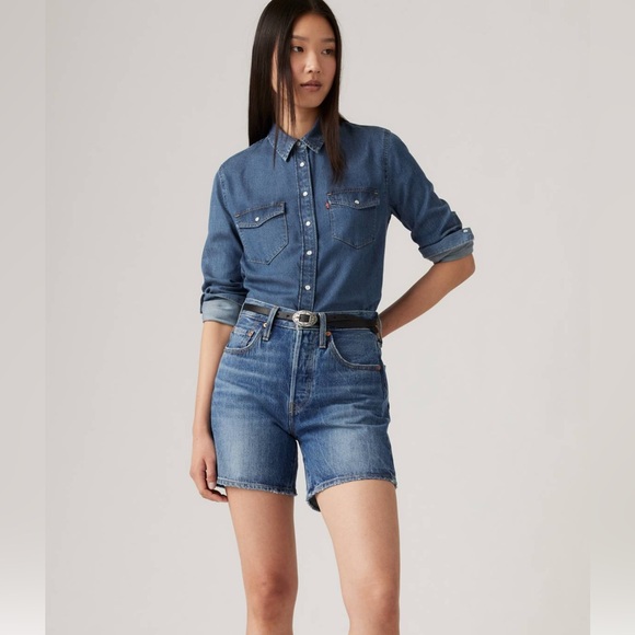 Levi's 501 Mid Thigh Women’s Shoets - Picture 1 of 3